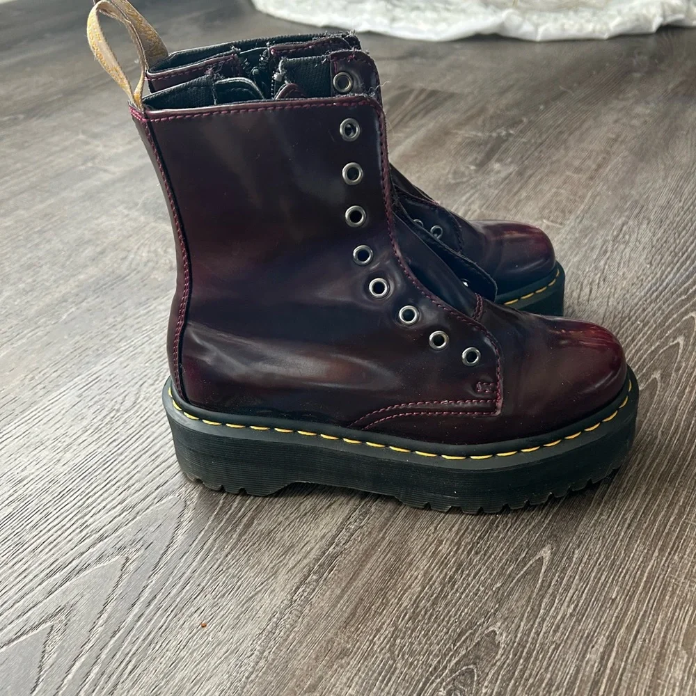 DOC MARTENS - Picture 3 of 5
